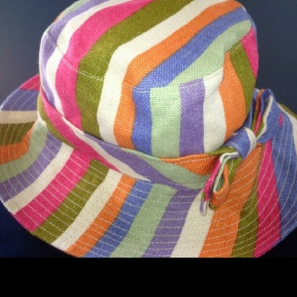 *NOT FOR SALE * PLEASE READ* ISO THESE HATS - Picture 3 of 8